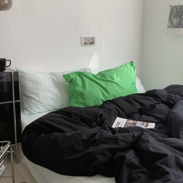 91家纺网 家纺一手货源 找家纺 柚可家居 2025新款40支全棉色织水洗棉四件套-加点墨 加点墨（枕套蓝竖条+亮绿）