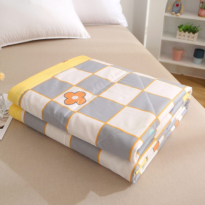 91家纺网 家纺一手货源 找家纺 贝兰仙奴 2025春夏新款全棉印花夏被夏凉被空调被 路易威灰