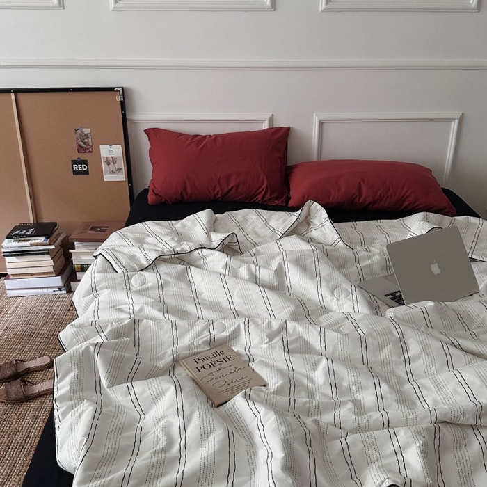 91家纺网 家纺一手货源 找家纺 柚可家居 2025新款40支斜纹纯棉数码印染夏被-纽约浅梦 纽约浅梦夏被四件套（枕套树莓红）