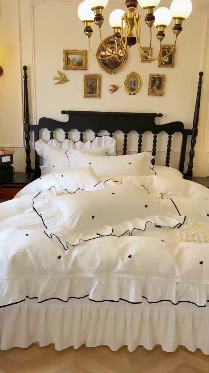 91家纺网 家纺一手货源 找家纺 2025新款法式全棉花边夹棉床盖款四件套 觅屿-奶油白