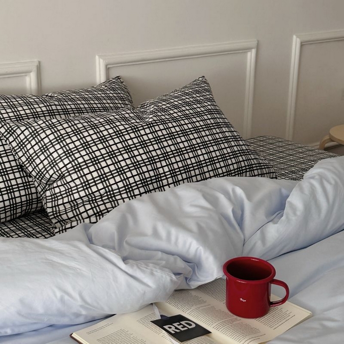 91家纺网 家纺一手货源 找家纺 柚可家居 2025新款40支斜纹全棉亲肤四件套-伦敦学院 伦敦学院（枕套黑格子）