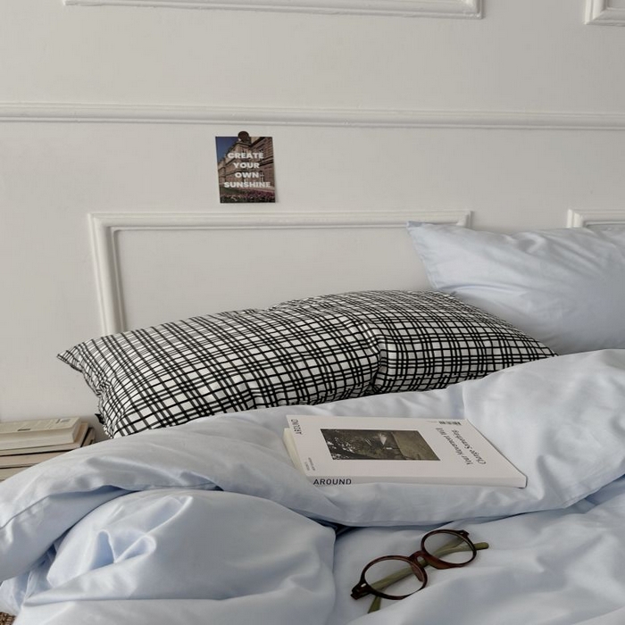 91家纺网 家纺一手货源 找家纺 柚可家居 2025新款40支斜纹全棉亲肤四件套-伦敦学院 伦敦学院（枕套黑格子+蓝色）