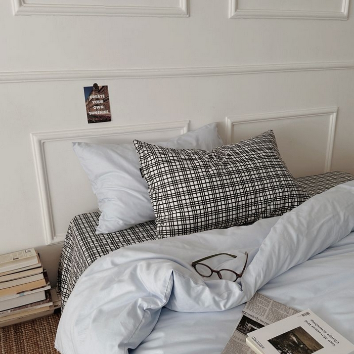 91家纺网 家纺一手货源 找家纺 柚可家居 2025新款40支斜纹全棉亲肤四件套-伦敦学院 伦敦学院（枕套黑格子+蓝色）