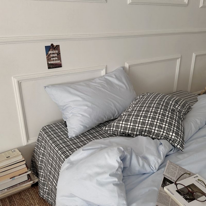 91家纺网 家纺一手货源 找家纺 柚可家居 2025新款40支斜纹全棉亲肤四件套-伦敦学院 伦敦学院（枕套黑格子+蓝色）
