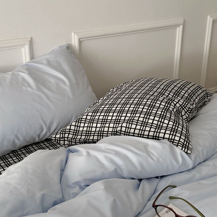 91家纺网 家纺一手货源 找家纺 柚可家居 2025新款40支斜纹全棉亲肤四件套-伦敦学院 伦敦学院（枕套黑格子+蓝色）