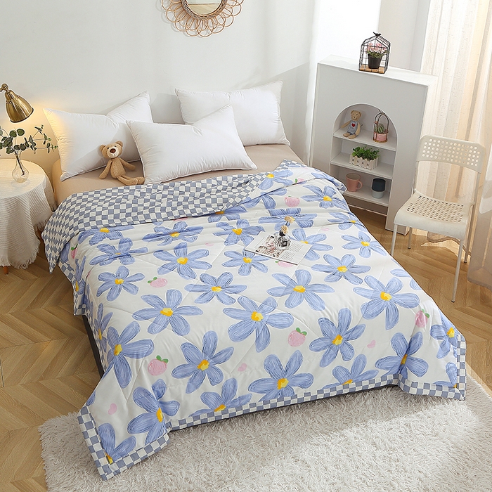 91家纺网 家纺一手货源 找家纺 贝兰仙奴 2025春夏新款全棉印花夏被夏凉被空调被 蓝恋花