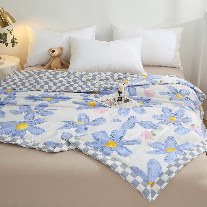 91家纺网 家纺一手货源 找家纺 贝兰仙奴 2025春夏新款全棉印花夏被夏凉被空调被 蓝恋花