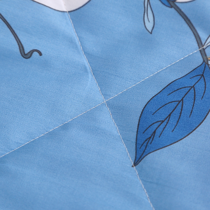 91家纺网 家纺一手货源 找家纺 贝兰仙奴 2025春夏新款全棉印花夏被夏凉被空调被 流莹蓝