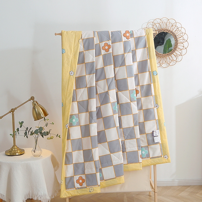 91家纺网 家纺一手货源 找家纺 贝兰仙奴 2025春夏新款全棉印花夏被夏凉被空调被 路易威灰