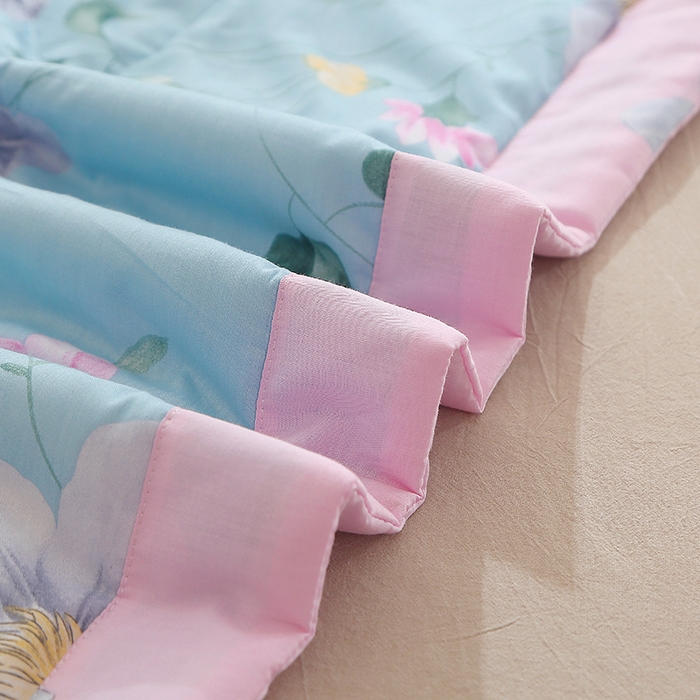 91家纺网 家纺一手货源 找家纺 贝兰仙奴 2025春夏新款全棉印花夏被夏凉被空调被 莫里蓝