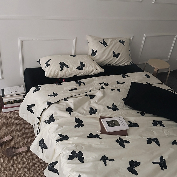 91家纺网 家纺一手货源 找家纺 （总）柚可家居 2025新款舒适凉感斜纹全棉蝶舞夏被