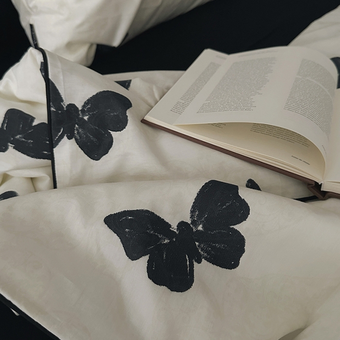 91家纺网 家纺一手货源 找家纺 （总）柚可家居 2025新款舒适凉感斜纹全棉蝶舞夏被