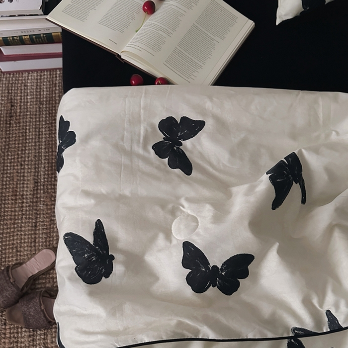 91家纺网 家纺一手货源 找家纺 （总）柚可家居 2025新款舒适凉感斜纹全棉蝶舞夏被