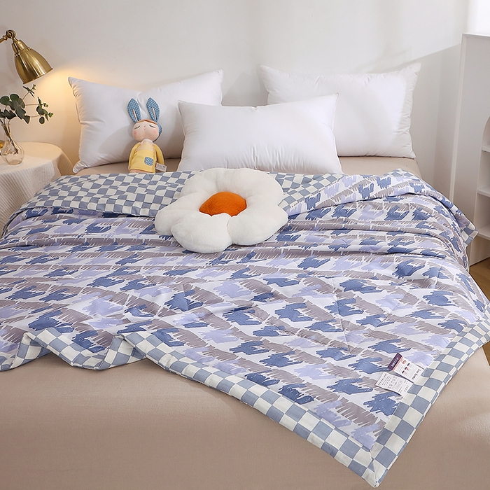 91家纺网 家纺一手货源 找家纺 贝兰仙奴 2025春夏新款全棉印花夏被夏凉被空调被 千鸟格蓝