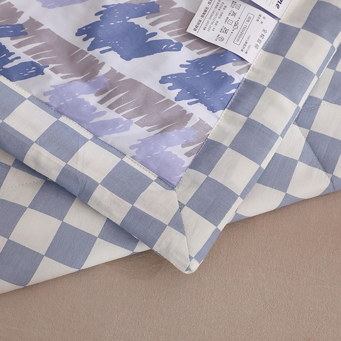91家纺网 家纺一手货源 找家纺 贝兰仙奴 2025春夏新款全棉印花夏被夏凉被空调被 千鸟格蓝