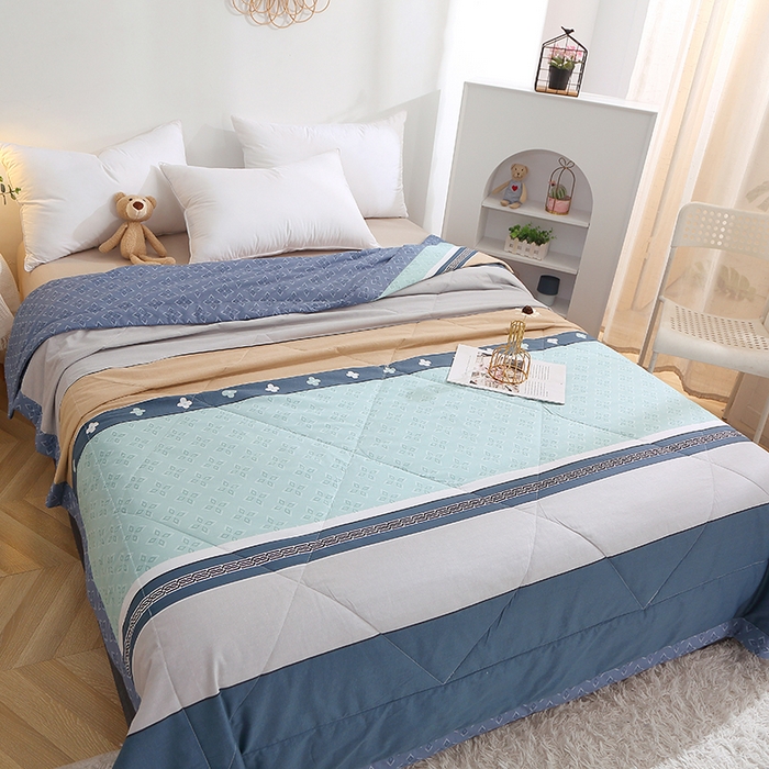 91家纺网 家纺一手货源 找家纺 贝兰仙奴 2025春夏新款全棉印花夏被夏凉被空调被 绅度湖绿