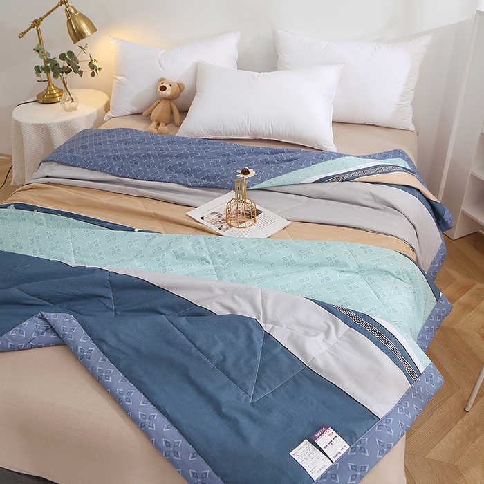 91家纺网 家纺一手货源 找家纺 贝兰仙奴 2025春夏新款全棉印花夏被夏凉被空调被 绅度湖绿