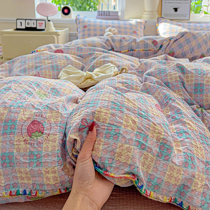 91家纺网 家纺一手货源 找家纺 （总）Mata蔓塔家 2025春夏新款云感针织双层纱彩色贝壳边四件套