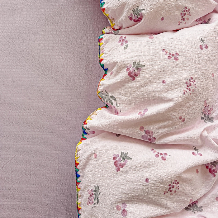 91家纺网 家纺一手货源 找家纺 （总）Mata蔓塔家 2025春夏新款云感针织双层纱彩色贝壳边四件套