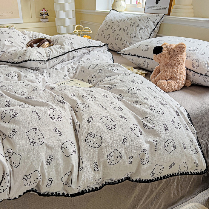 91家纺网 家纺一手货源 找家纺 Mata蔓塔家 2025春夏新款云感针织双层纱彩色贝壳边四件套 猫咪恋人