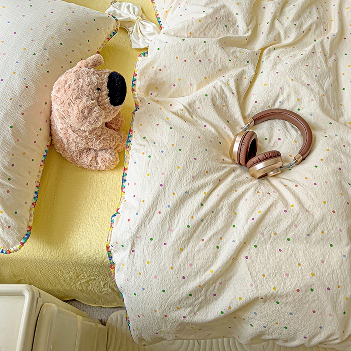 91家纺网 家纺一手货源 找家纺 Mata蔓塔家 2025春夏新款云感针织双层纱彩色贝壳边四件套 小波点