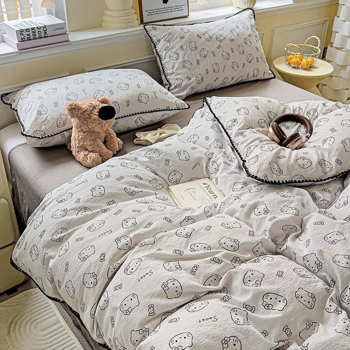 91家纺网 家纺一手货源 找家纺 Mata蔓塔家 2025春夏新款云感针织双层纱彩色贝壳边四件套 猫咪恋人