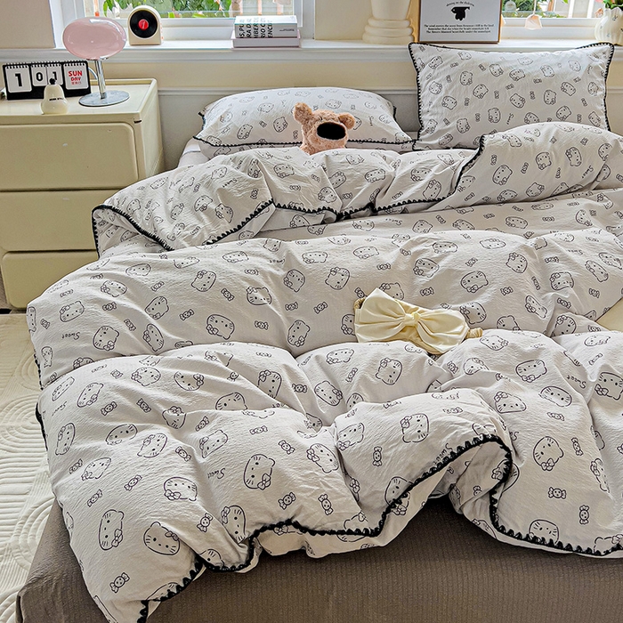 91家纺网 家纺一手货源 找家纺 Mata蔓塔家 2025春夏新款云感针织双层纱彩色贝壳边四件套 猫咪恋人