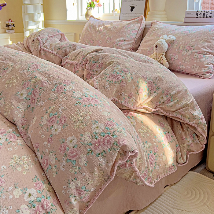 91家纺网 家纺一手货源 找家纺 Mata蔓塔家 2025春夏新款云感针织双层纱彩色贝壳边四件套 爱如星辰