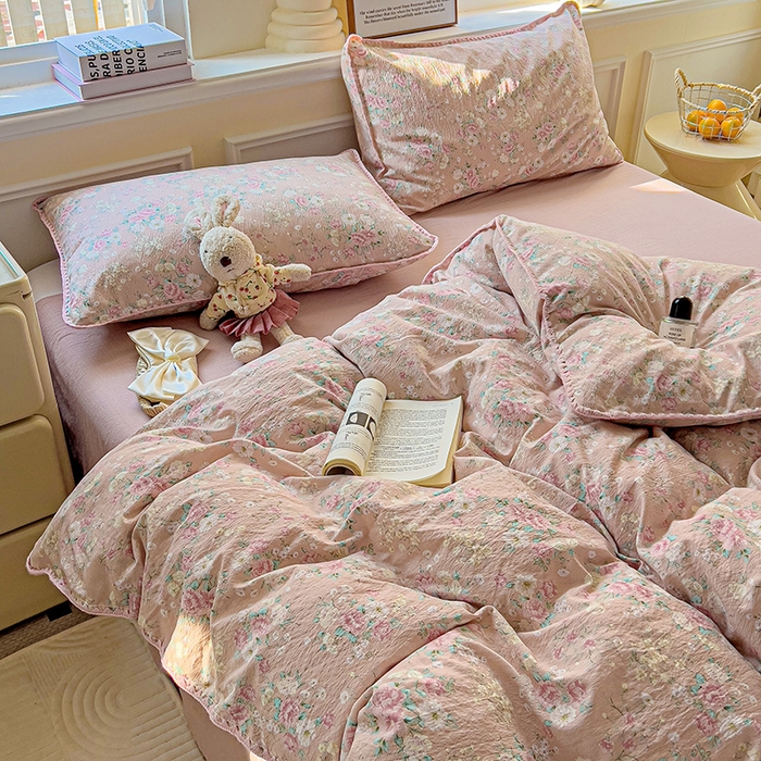 91家纺网 家纺一手货源 找家纺 Mata蔓塔家 2025春夏新款云感针织双层纱彩色贝壳边四件套 爱如星辰