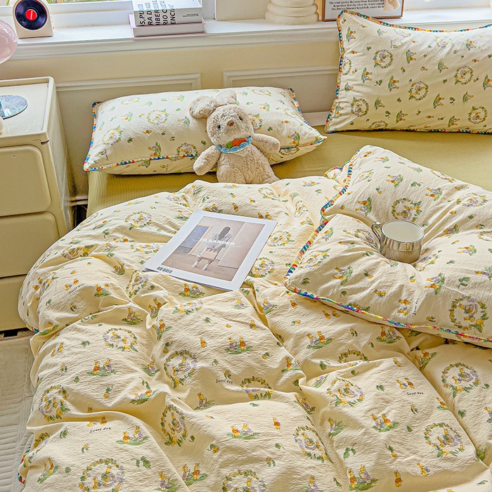 91家纺网 家纺一手货源 找家纺 Mata蔓塔家 2025春夏新款云感针织双层纱彩色贝壳边四件套 兔子的欢喜