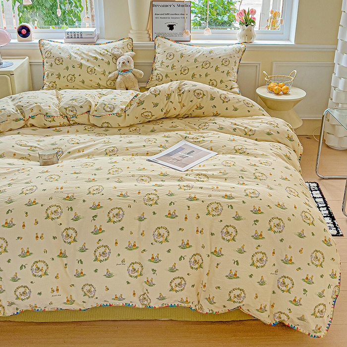 91家纺网 家纺一手货源 找家纺 Mata蔓塔家 2025春夏新款云感针织双层纱彩色贝壳边四件套 兔子的欢喜