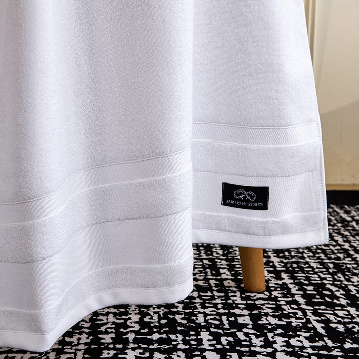 91家纺网 家纺一手货源 找家纺 悦然毛巾被 2025春夏新款全棉纯棉素色毛圈浴巾加厚加大 纯净白