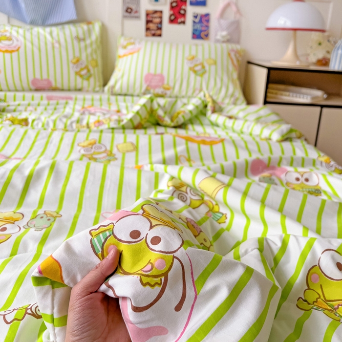 91家纺网 家纺一手货源 找家纺 Mata蔓塔家 2025春夏新款三丽鸥A类水洗双层纱夏被夏凉被空调被 甜甜圈大眼蛙