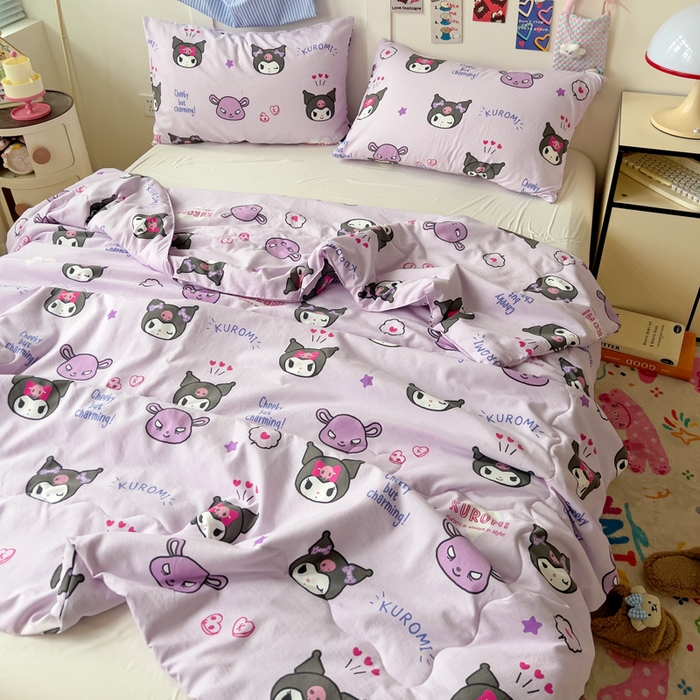 91家纺网 家纺一手货源 找家纺 Mata蔓塔家 2025春夏新款三丽鸥A类水洗双层纱夏被夏凉被空调被 蓝莓球库洛