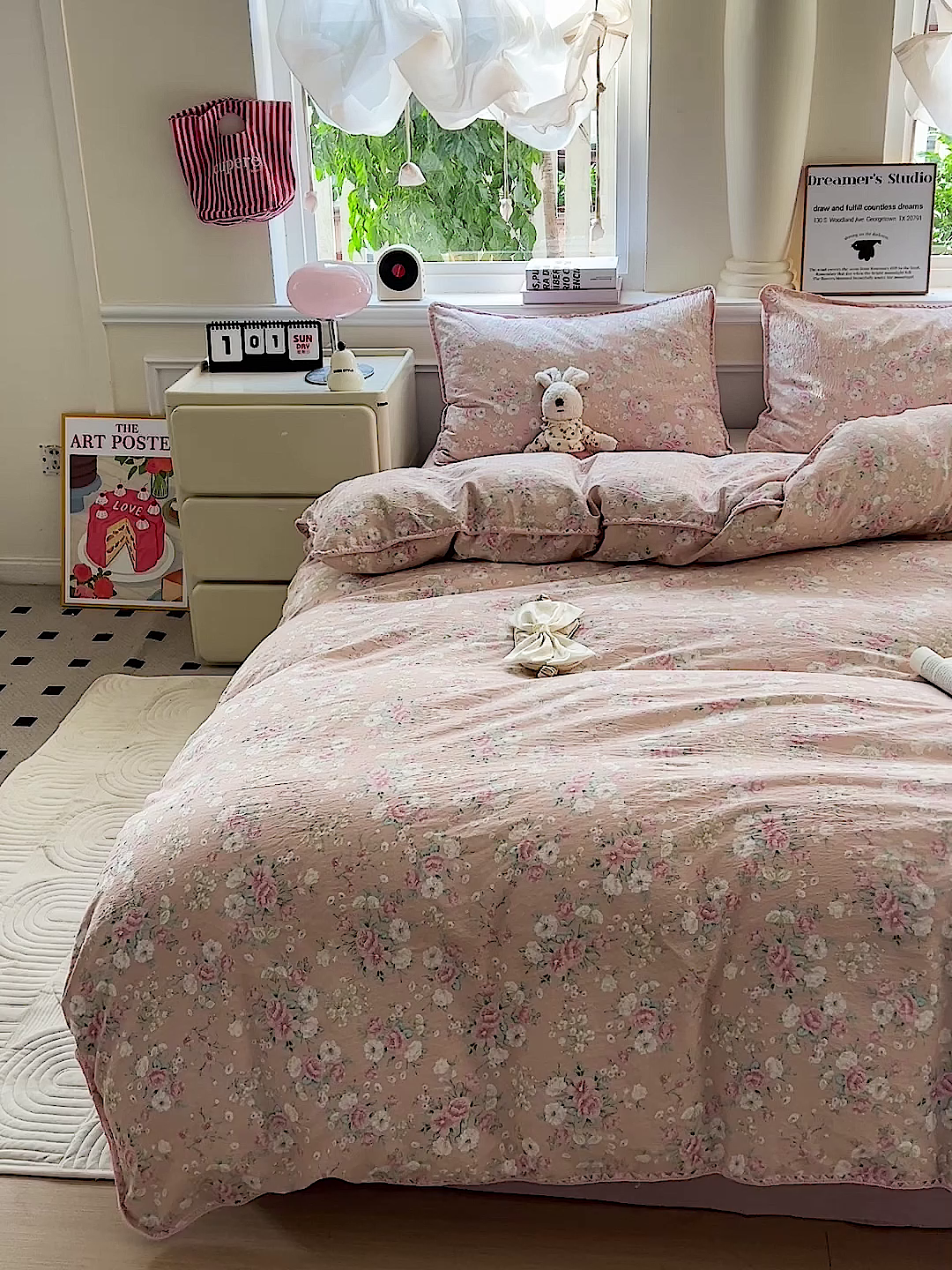 91家纺网 家纺一手货源 找家纺 Mata蔓塔家 2025春夏新款云感针织双层纱彩色贝壳边四件套 爱如星辰