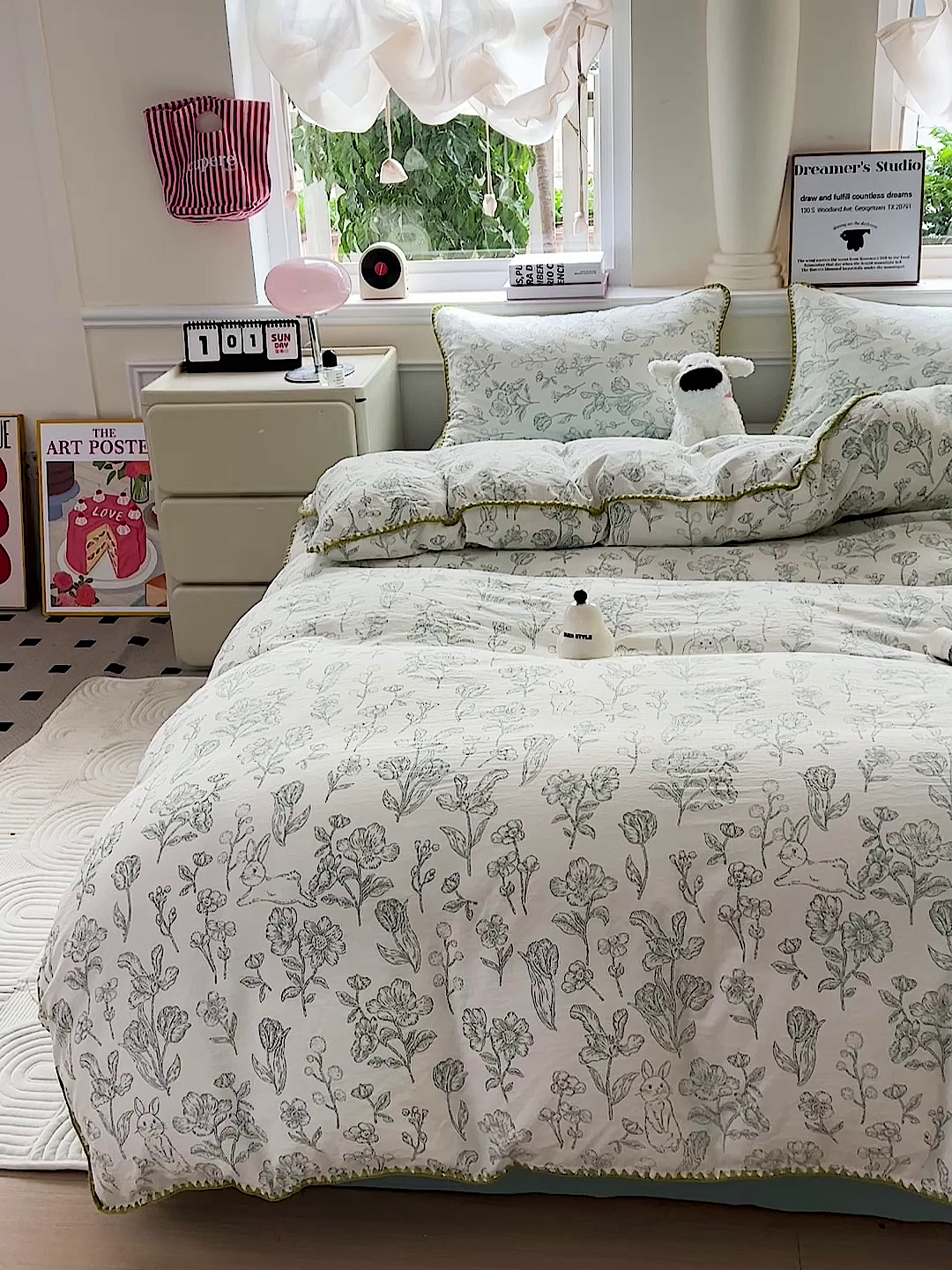 91家纺网 家纺一手货源 找家纺 Mata蔓塔家 2025春夏新款云感针织双层纱彩色贝壳边四件套 海像森林