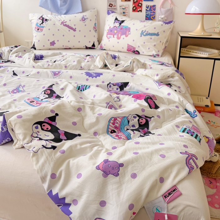 91家纺网 家纺一手货源 找家纺 Mata蔓塔家 2025春夏新款三丽鸥A类水洗双层纱夏被夏凉被空调被 开跑车库洛