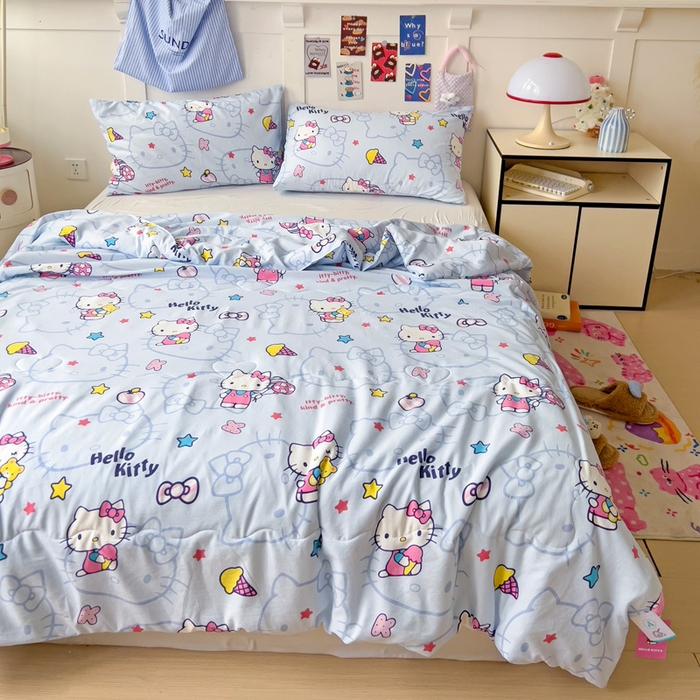 91家纺网 家纺一手货源 找家纺 Mata蔓塔家 2025春夏新款三丽鸥A类水洗双层纱夏被夏凉被空调被 蓝星星KT