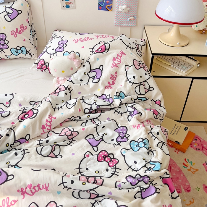 91家纺网 家纺一手货源 找家纺 Mata蔓塔家 2025春夏新款三丽鸥A类水洗双层纱夏被夏凉被空调被 五彩KT