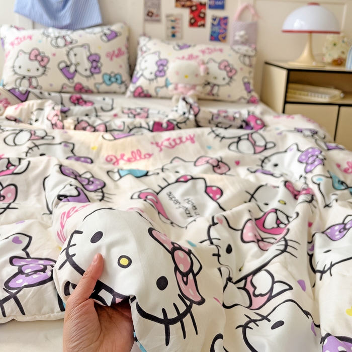 91家纺网 家纺一手货源 找家纺 Mata蔓塔家 2025春夏新款三丽鸥A类水洗双层纱夏被夏凉被空调被 五彩KT