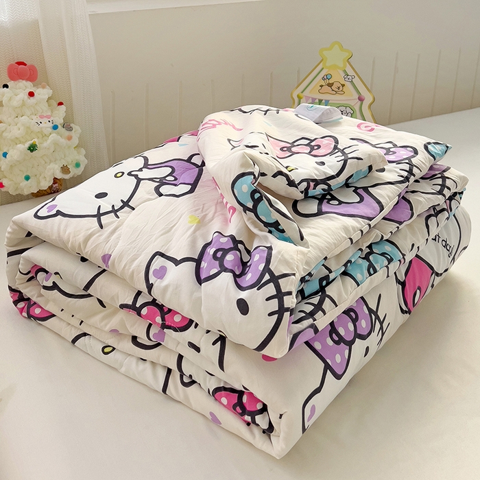 91家纺网 家纺一手货源 找家纺 Mata蔓塔家 2025春夏新款三丽鸥A类水洗双层纱夏被夏凉被空调被 五彩KT