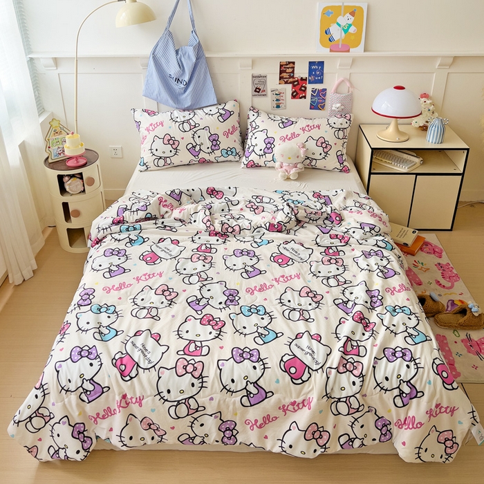 91家纺网 家纺一手货源 找家纺 Mata蔓塔家 2025春夏新款三丽鸥A类水洗双层纱夏被夏凉被空调被 五彩KT