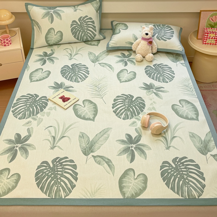 91家纺网 家纺一手货源 找家纺 逸尚阁 2025春夏新款数码印花冰藤席空调席三件套 叶子世界-平铺款