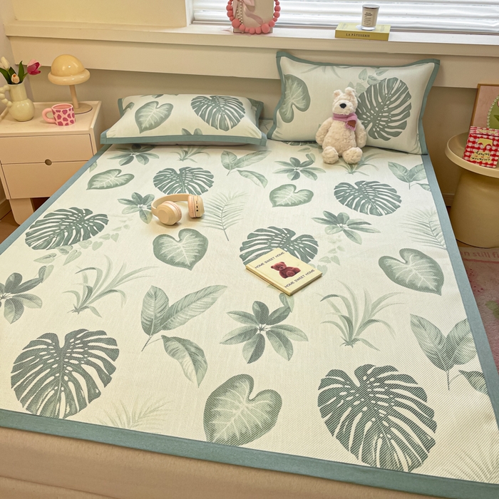 91家纺网 家纺一手货源 找家纺 逸尚阁 2025春夏新款数码印花冰藤席空调席三件套 叶子世界-平铺款