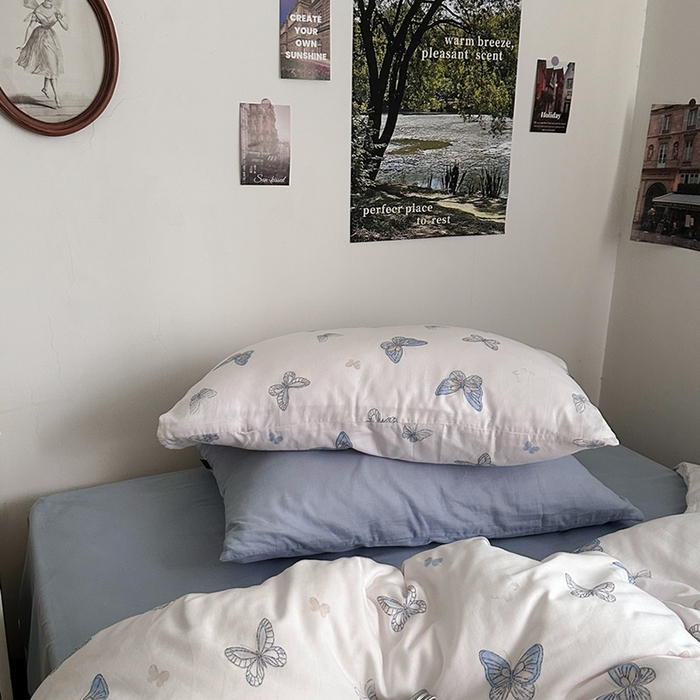 91家纺网 家纺一手货源 找家纺 柚可家居 2025新款全工艺双层纱数码印花全棉四件套实拍图 蝴蝶蓝