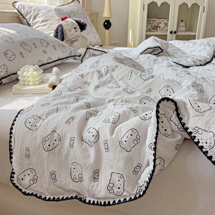 91家纺网 家纺一手货源 找家纺 Mata蔓塔家 2025新款云感针织双层纱彩色贝壳边夏被夏凉被空调被(有买家秀） 猫咪恋人