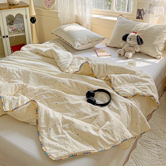 91家纺网 家纺一手货源 找家纺 Mata蔓塔家 2025新款云感针织双层纱彩色贝壳边夏被夏凉被空调被(有买家秀） 小波点