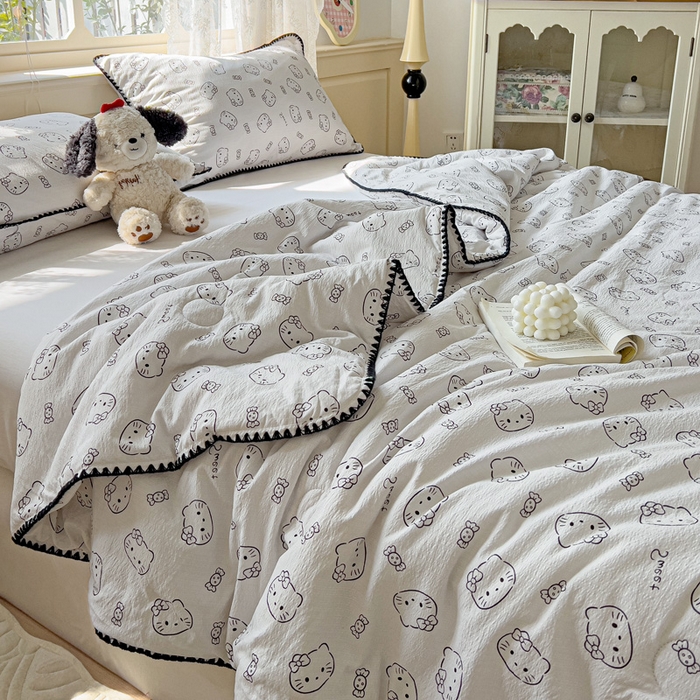 91家纺网 家纺一手货源 找家纺 Mata蔓塔家 2025新款云感针织双层纱彩色贝壳边夏被夏凉被空调被(有买家秀） 猫咪恋人