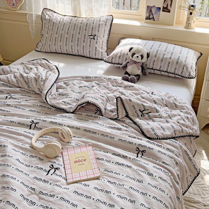 91家纺网 家纺一手货源 找家纺 Mata蔓塔家 2025新款云感针织双层纱彩色贝壳边夏被夏凉被空调被(有买家秀） 韵味-粉