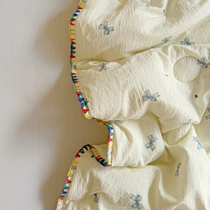 91家纺网 家纺一手货源 找家纺 Mata蔓塔家 2025新款云感针织双层纱彩色贝壳边夏被夏凉被空调被(有买家秀） 相思-蓝